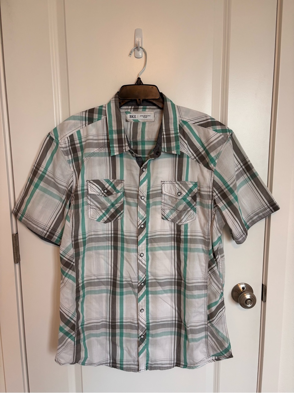 Buckle BKE Short Sleeve Plaid Shirt White Green Gray